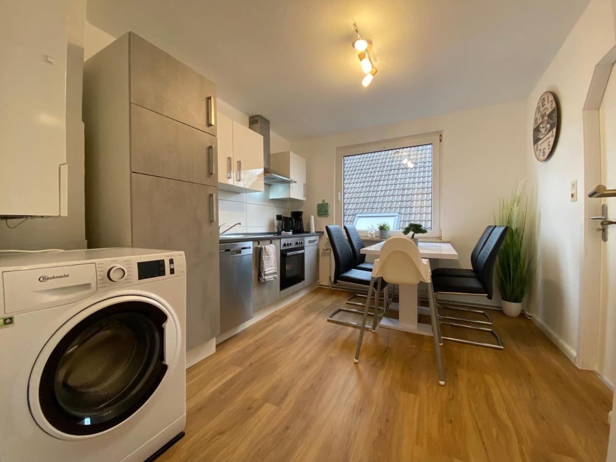 Charmante Altbauwohnung An Der Kesselschleuse 3 เอมเดน ภายนอก รูปภาพ