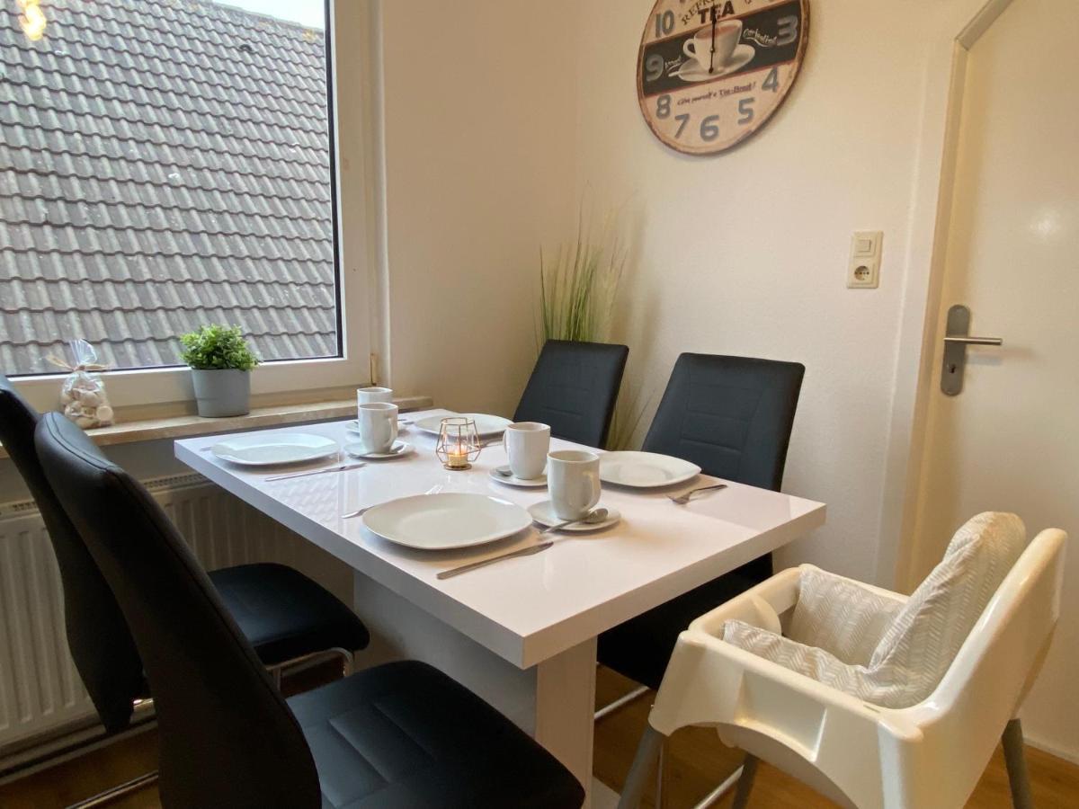 Charmante Altbauwohnung An Der Kesselschleuse 3 เอมเดน ภายนอก รูปภาพ