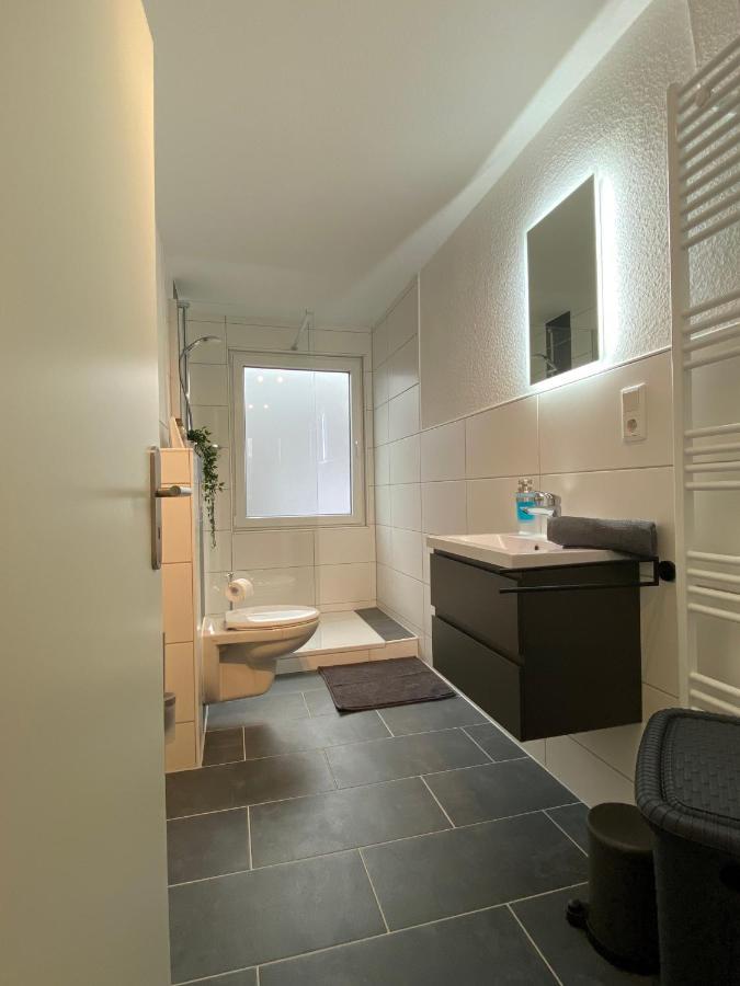 Charmante Altbauwohnung An Der Kesselschleuse 3 เอมเดน ภายนอก รูปภาพ