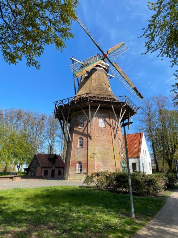 Charmante Altbauwohnung An Der Kesselschleuse 3 เอมเดน ภายนอก รูปภาพ
